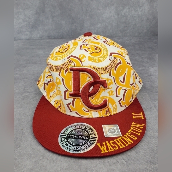 WASHINGTON‎ DC GOLD AND MAROON SNAPBACK HAT 100 Cotton - Picture 1 of 10